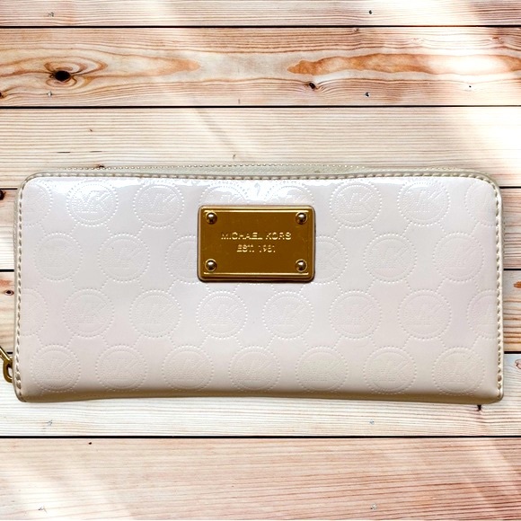 Michael Kors White Embossed Wallet